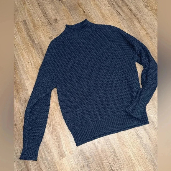 Tecrew • Chunky Mock Neck Knit Pullover Sweater - Picture 3 of 7